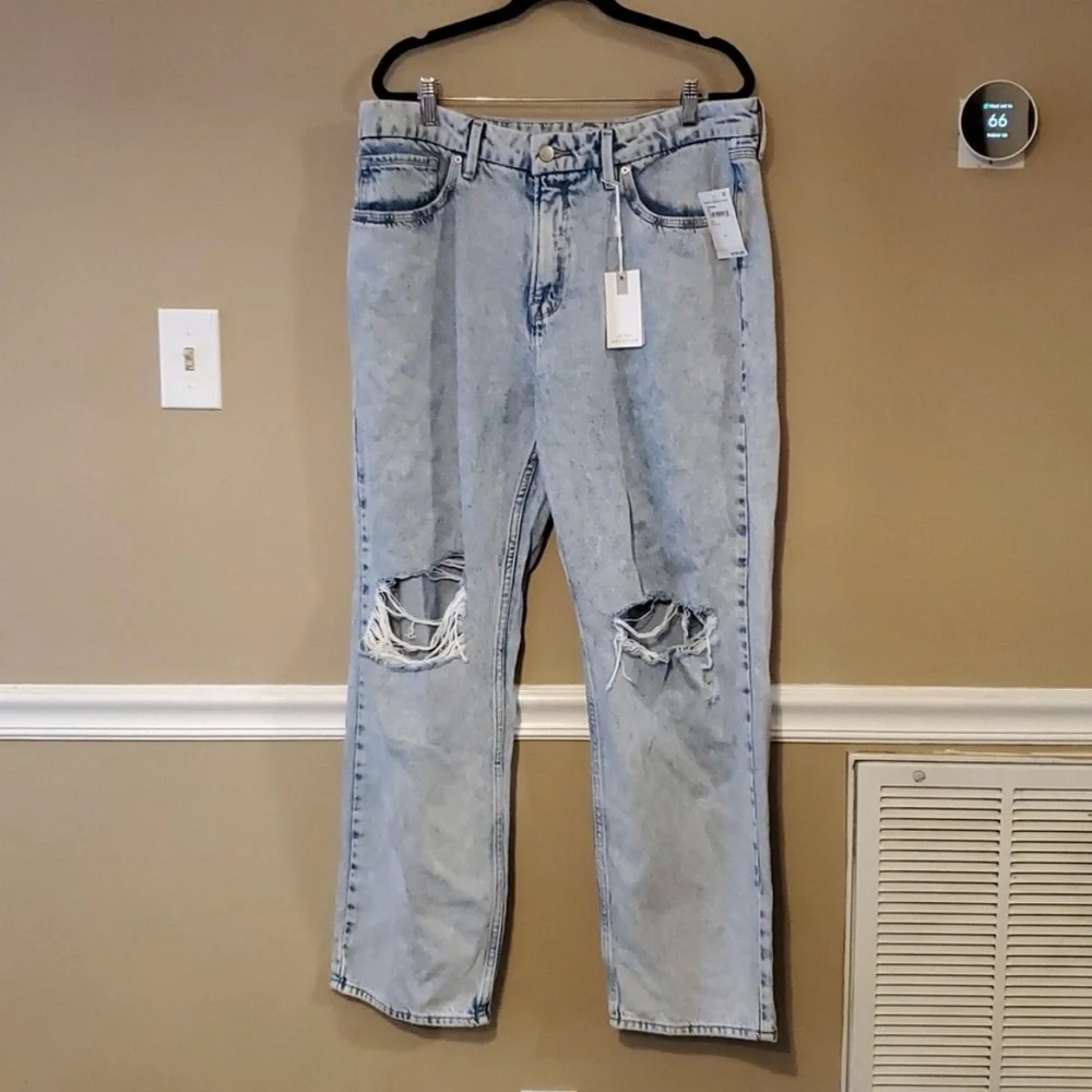 ๐ Good American 90s Distressed Light Blue Jeans ๐ - Picture 1 of 11